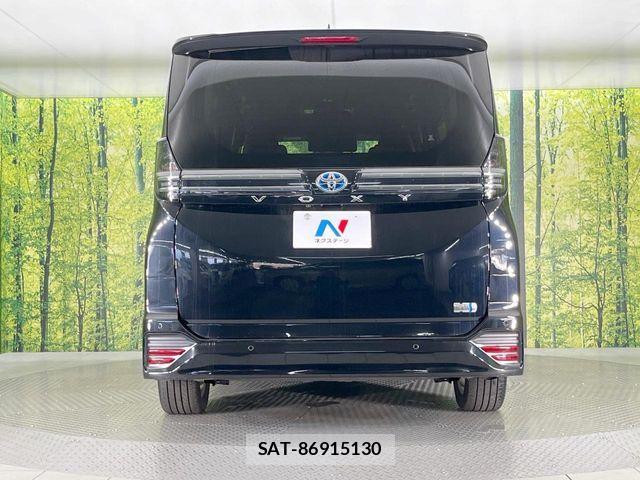 Toyota VOXY HYBRID 2024-08 8337930-15