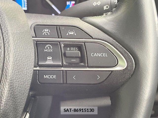 Toyota VOXY HYBRID 2024-08 8337930-6