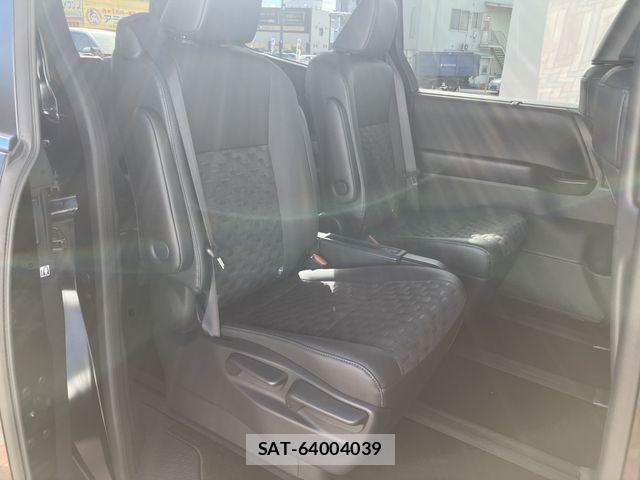Toyota VOXY HYBRID 2025-07 8338462-10