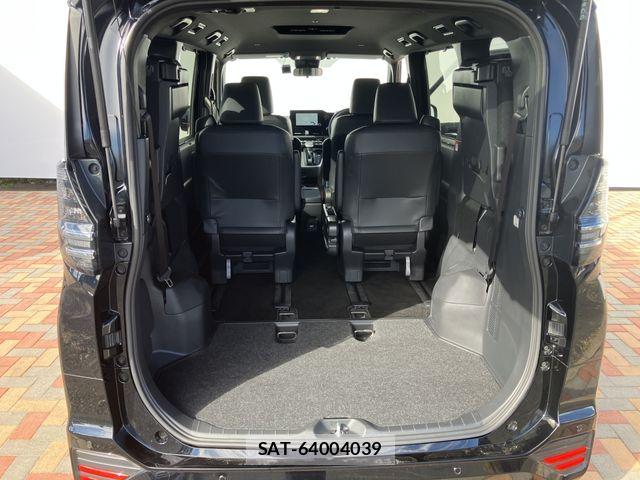 Toyota VOXY HYBRID 2025-07 8338462-13