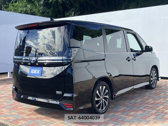 Toyota VOXY HYBRID 2025-07 8338462-2