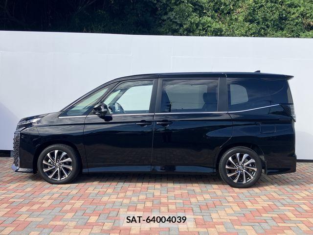 Toyota VOXY HYBRID 2025-07 8338462-6