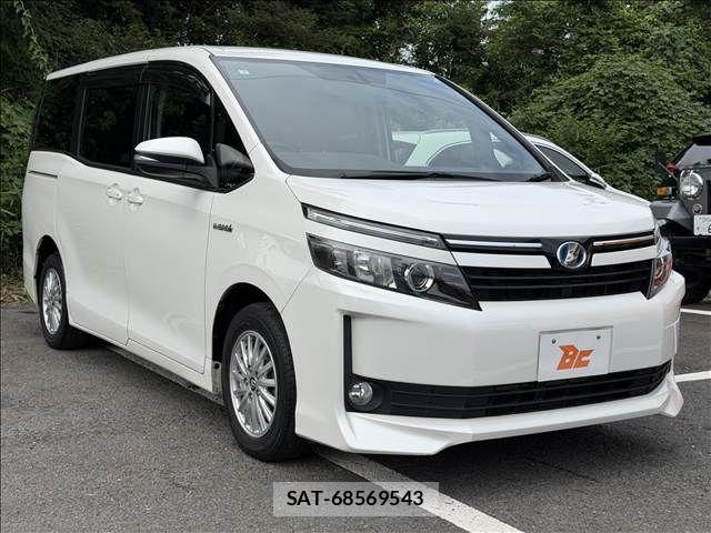Toyota VOXY HYBRID 2015-01 8338496-4