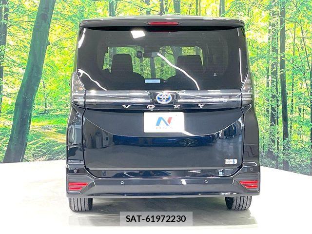 Toyota VOXY HYBRID 2024-02 8338475-15