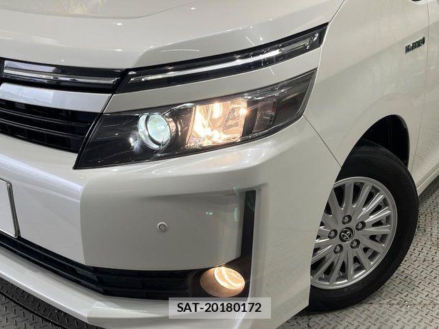 Toyota VOXY HYBRID 2015-02 8338490-13
