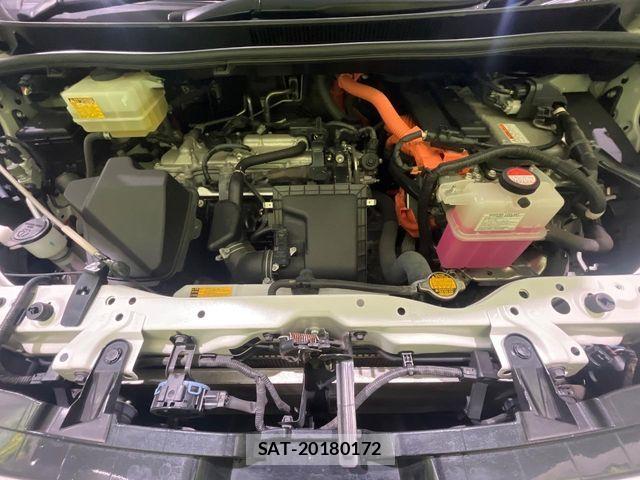 Toyota VOXY HYBRID 2015-02 8338490-18