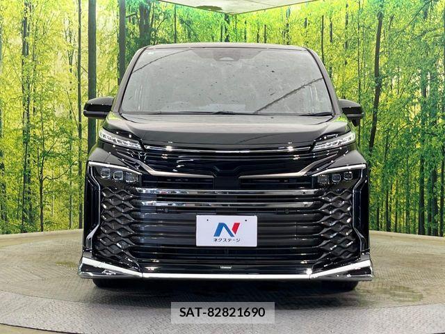 Toyota VOXY HYBRID 2023-02 8338469-14