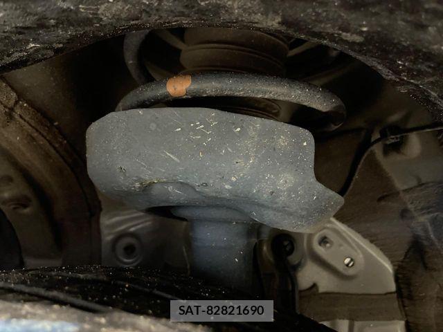 Toyota VOXY HYBRID 2023-02 8338469-19