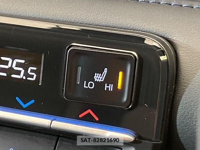 Toyota VOXY HYBRID 2023-02 8338469-6