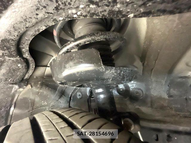 Toyota VOXY HYBRID 2023-07 8338471-19