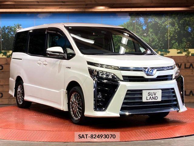 Toyota VOXY HYBRID 2017-09 8338489-15