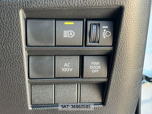 Toyota VOXY HYBRID 2025-07 8338460-19
