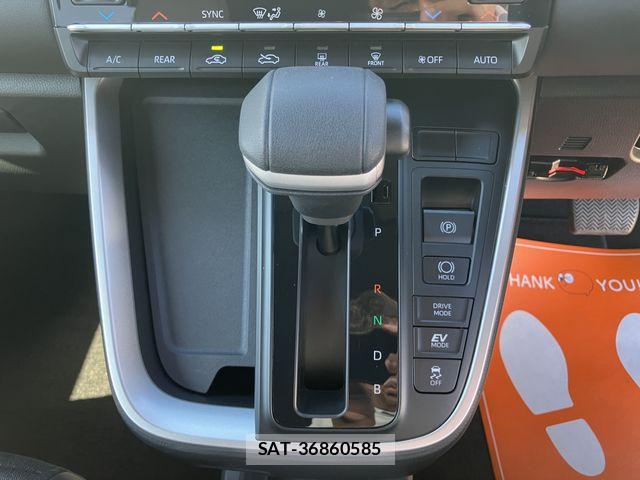 Toyota VOXY HYBRID 2025-07 8338460-20