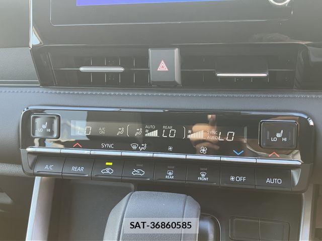 Toyota VOXY HYBRID 2025-07 8338460-21