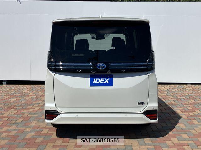 Toyota VOXY HYBRID 2025-07 8338460-7