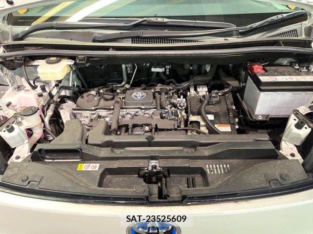 Toyota VOXY HYBRID 2024-08 8338461-17