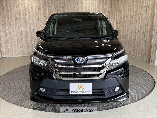 Toyota VOXY HYBRID 2014-04 8338493-16