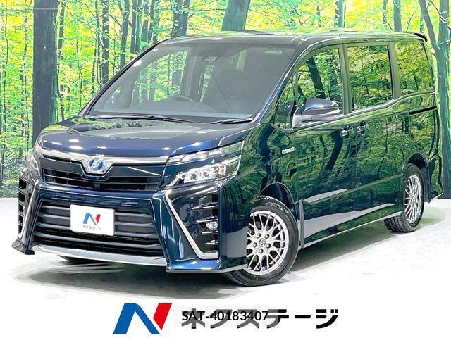 Toyota VOXY HYBRID 2018-02 8338491-0