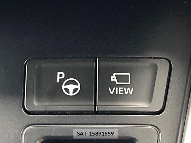 Toyota VOXY HYBRID 2024-06 8338468-2