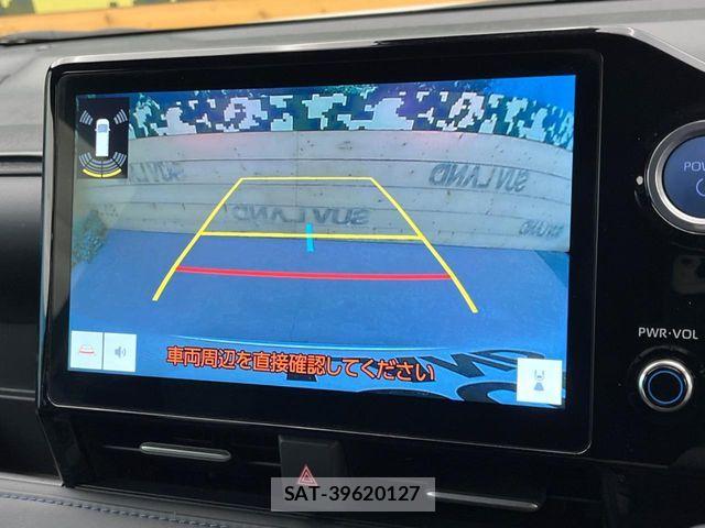 Toyota VOXY HYBRID 2022-12 8338467-3