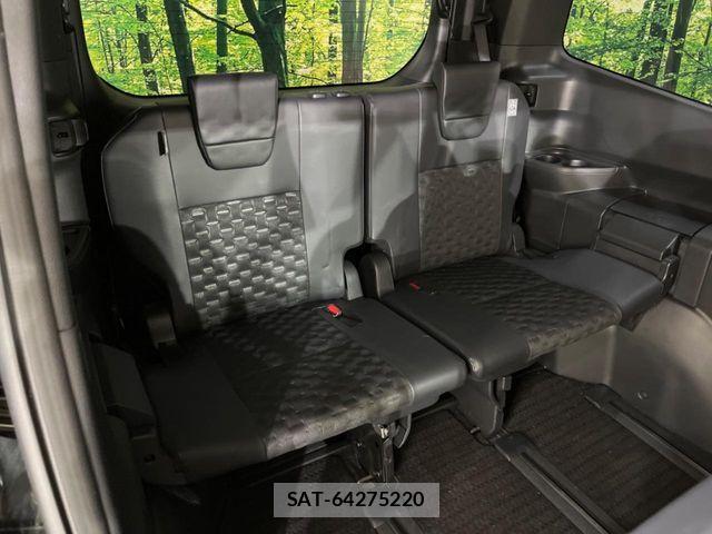Toyota VOXY HYBRID 2025-02 8338476-9