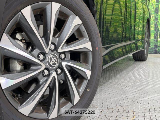 Toyota VOXY HYBRID 2025-02 8338476-13
