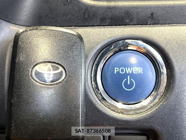 Toyota VOXY HYBRID 2014-03 8338494-6