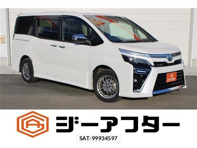 Toyota VOXY HYBRID 2020-11 8338487-0