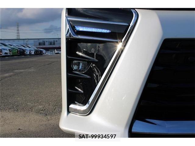 Toyota VOXY HYBRID 2020-11 8338487-16
