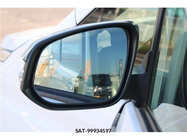 Toyota VOXY HYBRID 2020-11 8338487-20