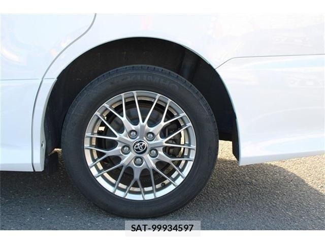 Toyota VOXY HYBRID 2020-11 8338487-25