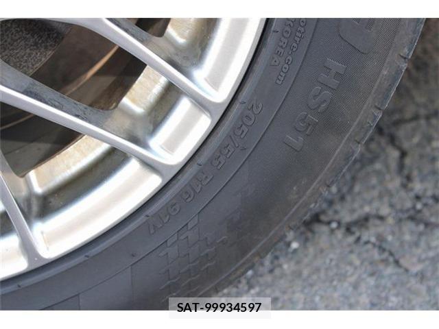Toyota VOXY HYBRID 2020-11 8338487-28