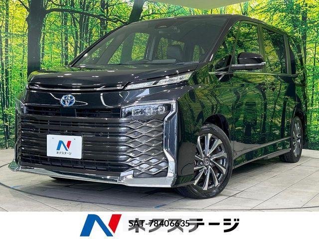 Toyota VOXY HYBRID 2023-05 8338480-0