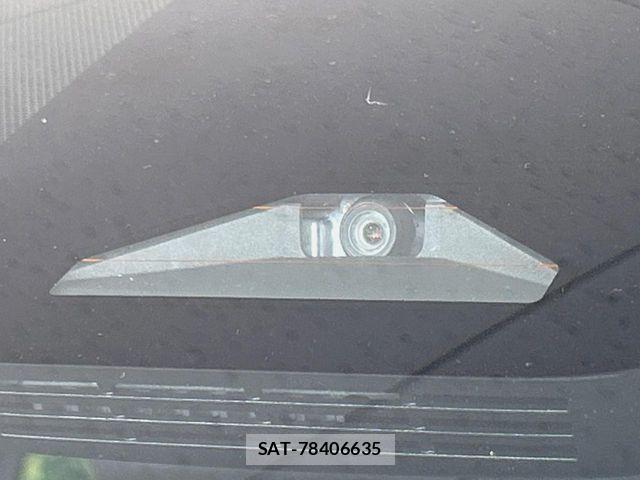 Toyota VOXY HYBRID 2023-05 8338480-5