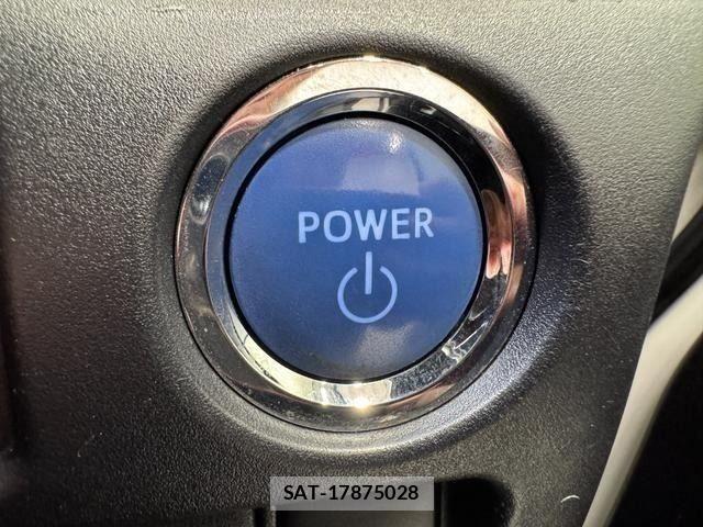 Toyota VOXY HYBRID 2019-05 8355884-12