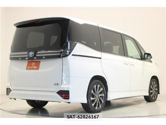Toyota VOXY HYBRID 2022-10 8355881-11