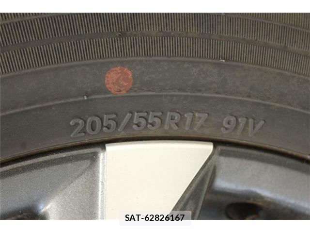 Toyota VOXY HYBRID 2022-10 8355881-26