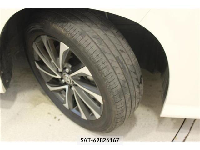 Toyota VOXY HYBRID 2022-10 8355881-27