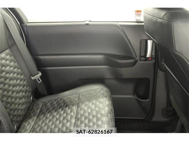 Toyota VOXY HYBRID 2022-10 8355881-29
