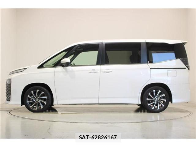 Toyota VOXY HYBRID 2022-10 8355881-8