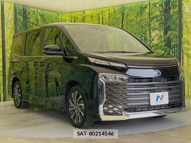 Toyota VOXY HYBRID 2024-05 8355619-16