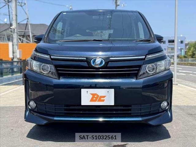 Toyota VOXY HYBRID 2014-10 8355883-8