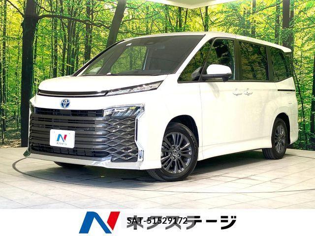 Toyota VOXY HYBRID 2023-08 8355880-0