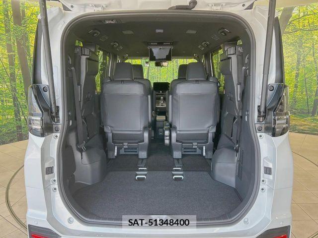 Toyota VOXY HYBRID 2025-10 8355878-10