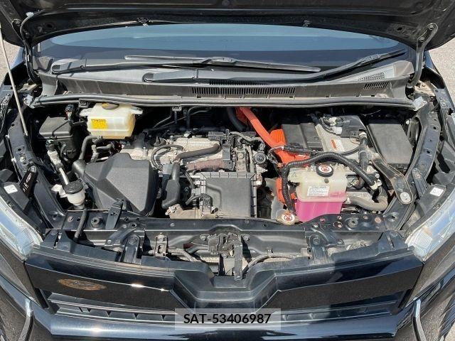 Toyota VOXY HYBRID 2017-12 8369722-14