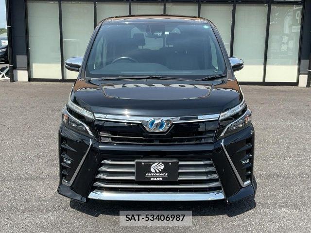 Toyota VOXY HYBRID 2017-12 8369722-3