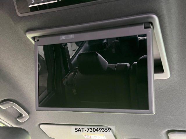 Toyota VOXY HYBRID 2023-09 8369717-2