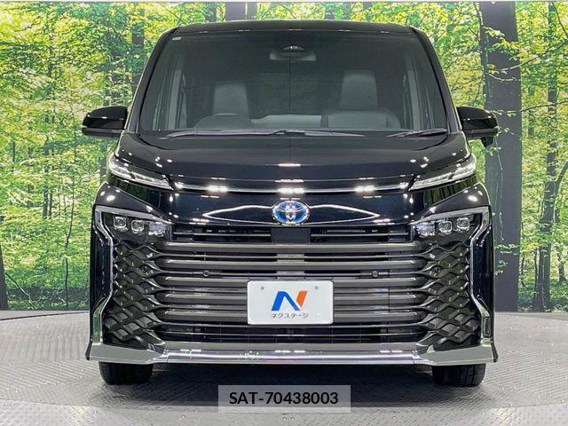 Toyota VOXY HYBRID 2024-12 8369711-14