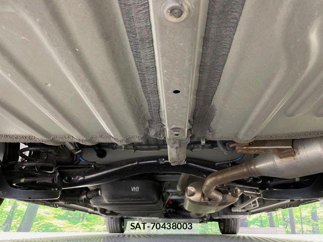 Toyota VOXY HYBRID 2024-12 8369711-19