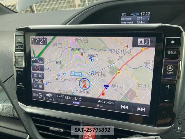 Toyota VOXY HYBRID 2019-05 8369725-21